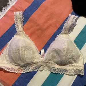 Vs PINK bralette size large